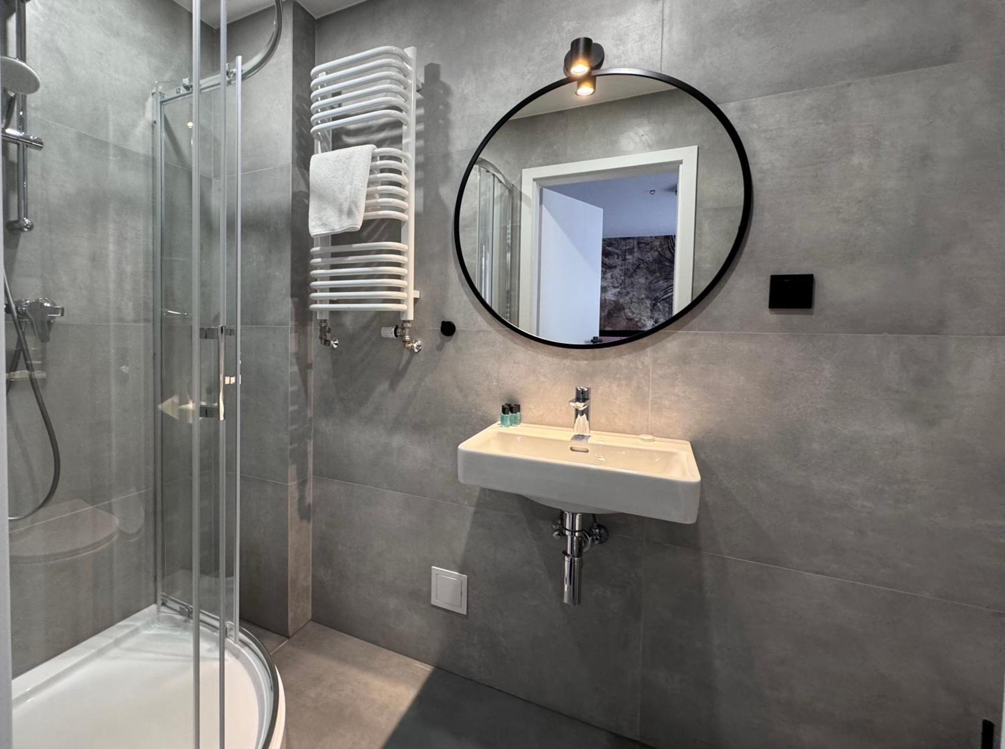Cube House Aparthotel Krakow Exterior photo